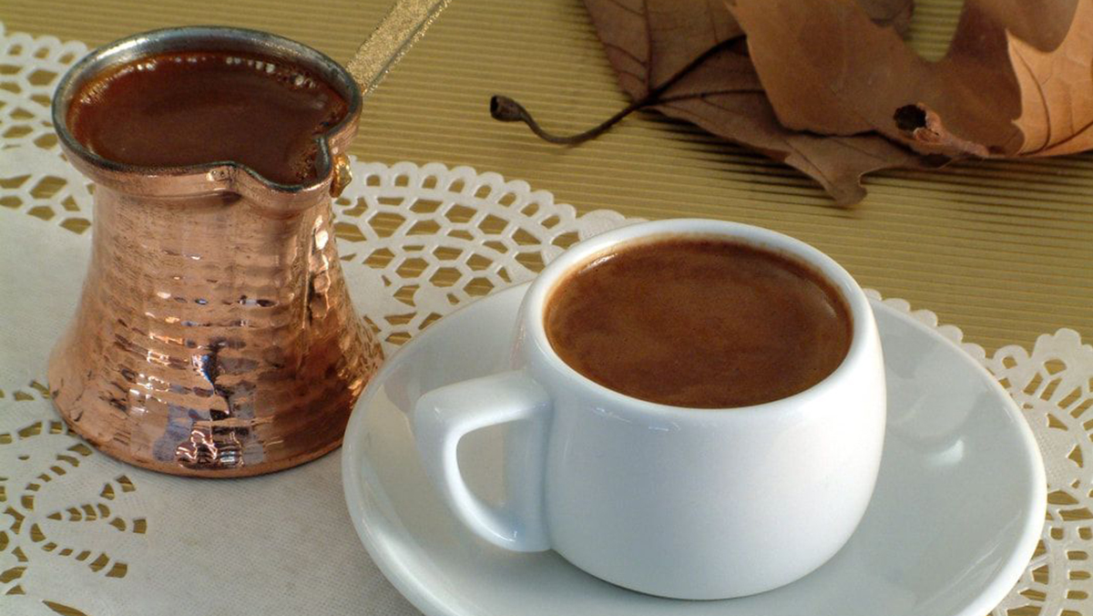 Kur Është Koha më e Mirë për të Pirë Kafe?