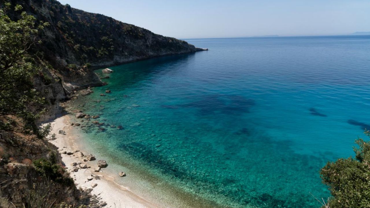 “Bussines Day”: Shqipëria mes 5 destinacioneve më të bukura për t’u vizituar kët vit