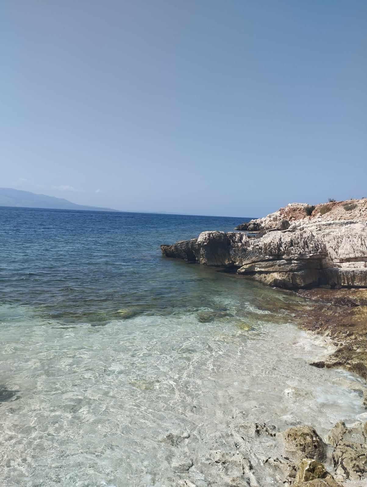 Plane për plazh? Moti sot i kthjellët dhe i qëndrueshëm, ja sa do të shkojnë temperaturat