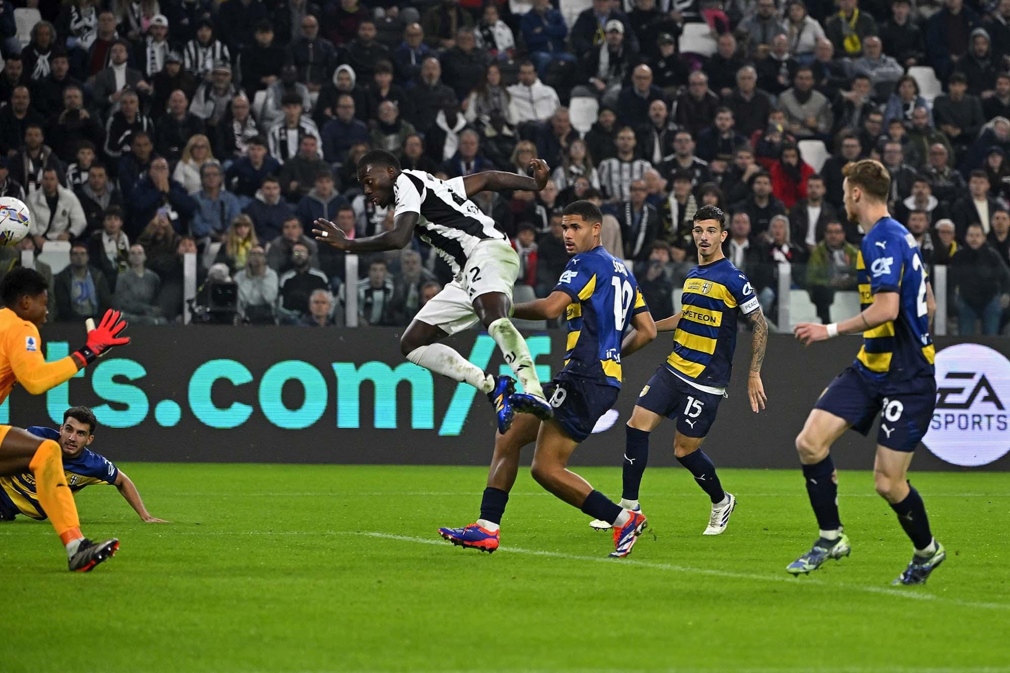 VIDEO/ Juventus zhgënjën në Torino, vetëm barazim ndaj Parmës