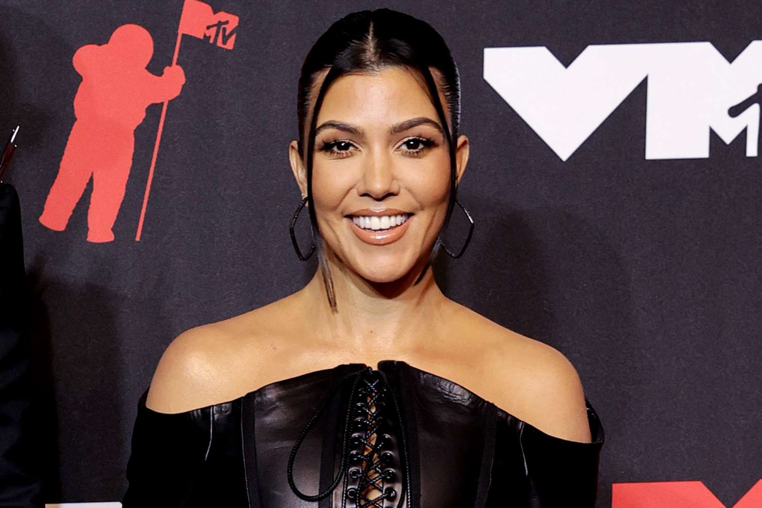 Kourtney Kardashian kritikohet për dekorin e Halloween: A ke respekt për fëmijët?