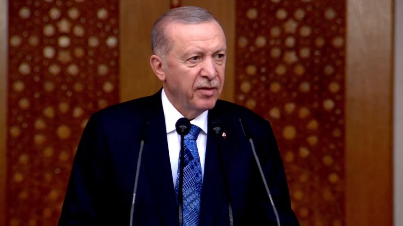 “Kemi përgjegjësi ndaj myslimanëve”, Erdogan thirrje ndërkombëtarëve nga Tirana: Netanyahu vijon sulmet barbare në Gaza! Të kemi një qëndrim të përbashkët