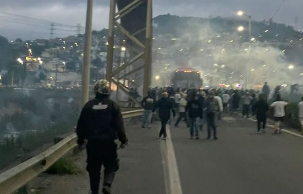 Një i vdekur dhe disa të plagosur, përplasje mes tifozëve të Palmeiras dhe Cruzeiro (VIDEO)