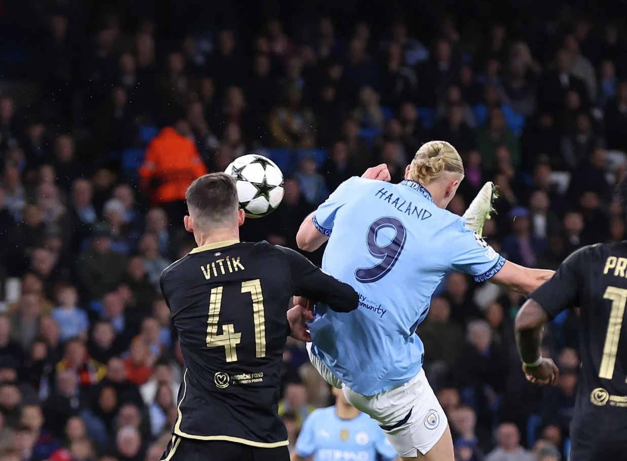 Rinovim dhe pagë stratosferike, Manchester City “josh” Erling Haaland