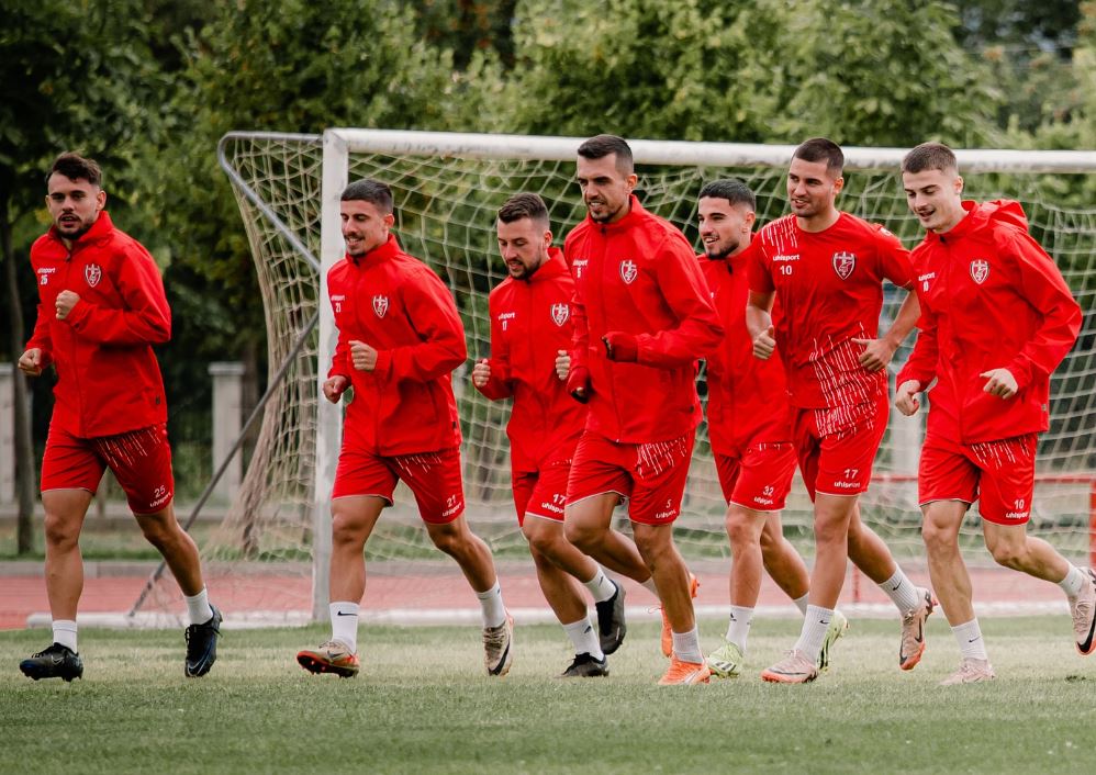 Tri mungesa për Gvozdenoviç në Ballsh, një balotazh te Skënderbeu