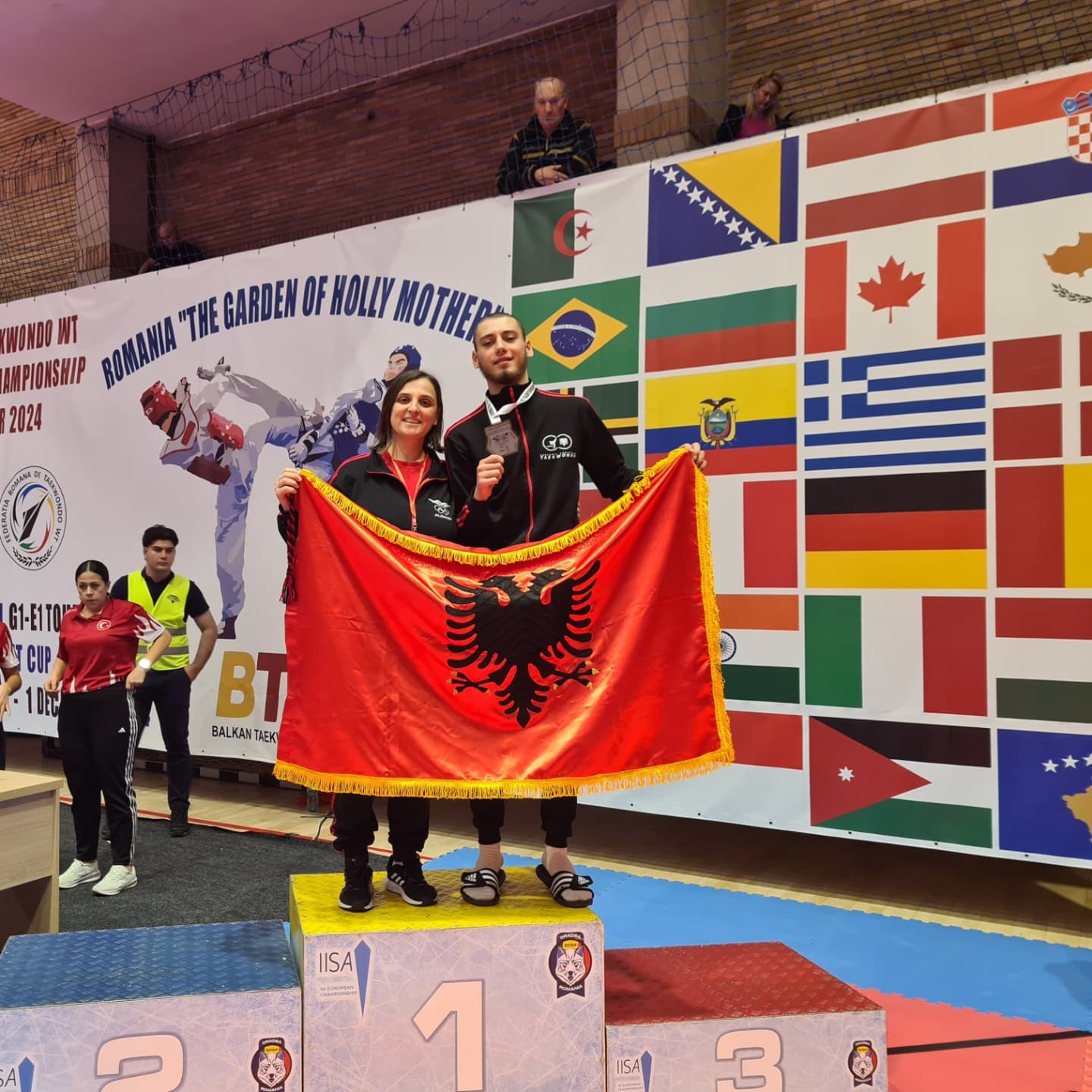 TAEKWONDO/ Paraqitje super në Rumani, Ernest Merdanaj fiton medalje ari në Kampionatin Ballkanik