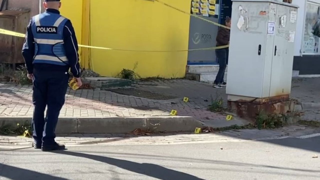 Plagosi me thikë ish-të dashurën në Korçë, 41-vjeçari para policisë: Pasi u ktheva nga Greqia më kërkoi të ndaheshim, unë s’doja…