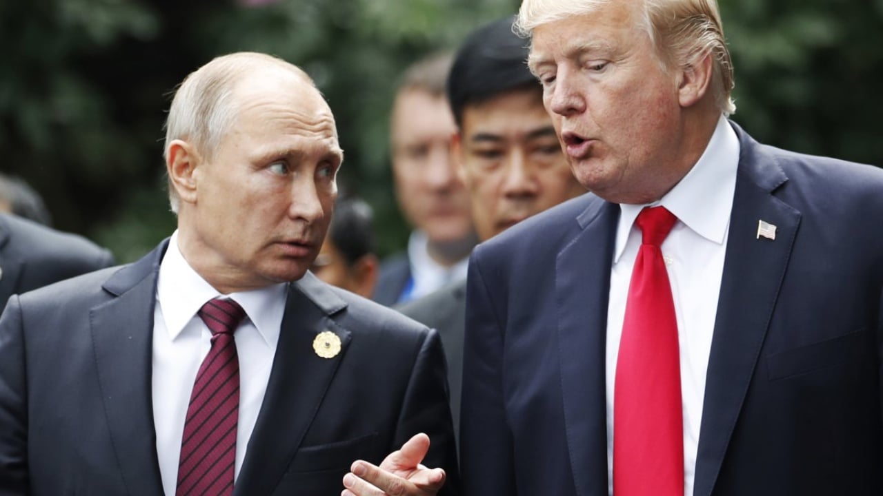 Putin thyen heshtjen, përgëzon Trump për fitoren: Jam gati të flas me të