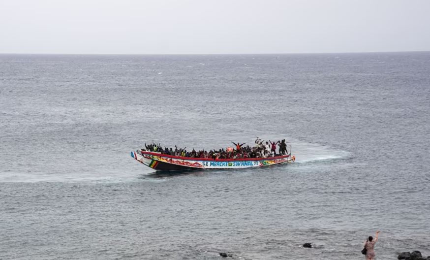 Përmbytet varka me 65 emigrantë në Ishujt Kanare të Spanjës, humbin jetën 6 prej tyre