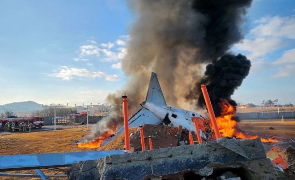 Rëndohet bilanci! Shkon në 176 numri i viktimave nga përplasja e avionit në Korenë e Jugut! Dëshmitarët: Shpërthimi ishte shumë i fortë…