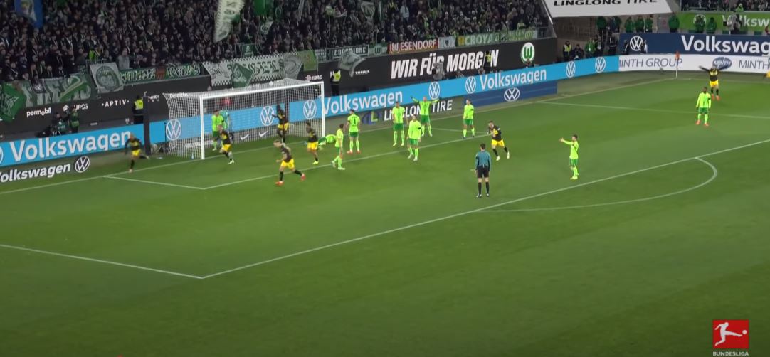 VIDEO/ Dortmund rikthehet te suksesi, mund Wolfsburg në transfertë