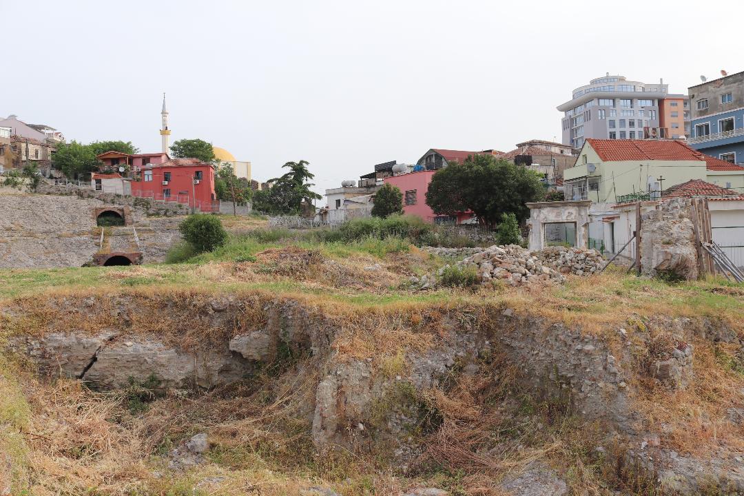 Banorët kundërshtojnë vlerën e kompensimit për projektin TID të Parkut Arkeologjik në Durrës 