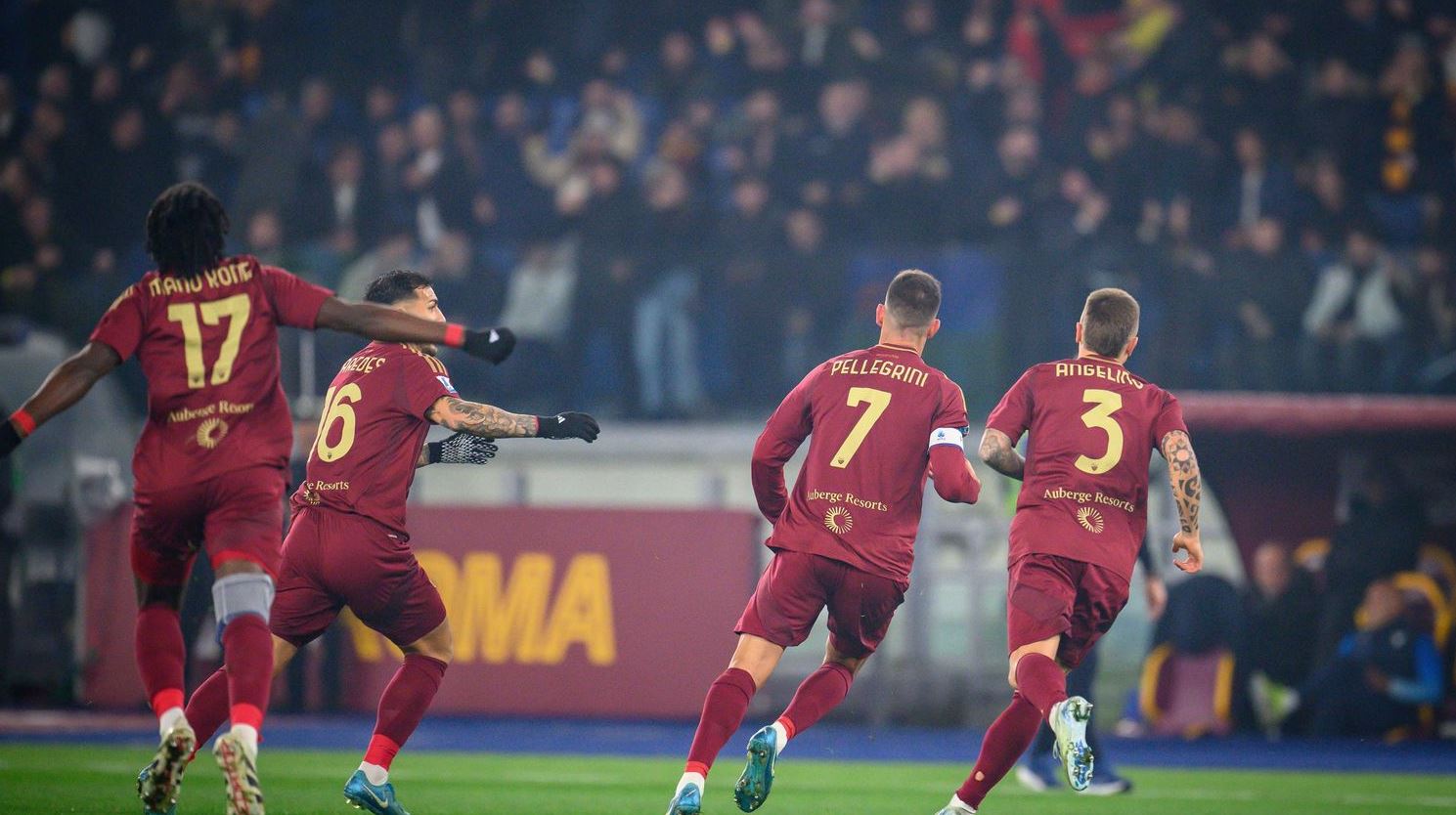 Ranieri vendos rekord në Serie A, 5 fitore në 5 derbi, por e ardhmja mbetet e pa qartë (VIDEO)